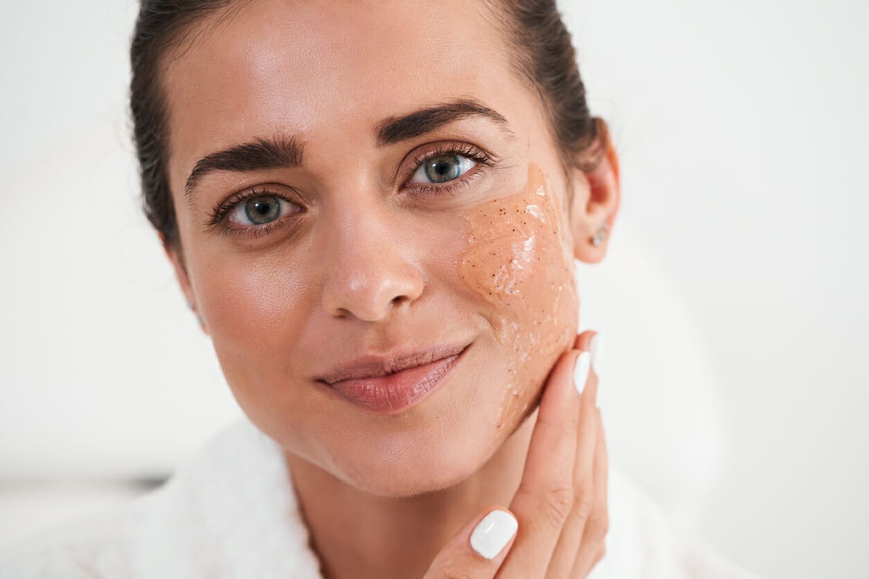 Benefits of exfoliation on the skin
