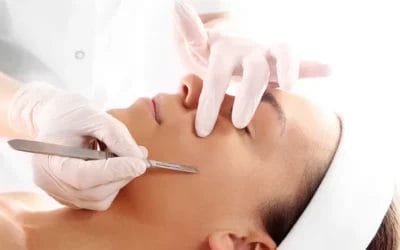 Unveiling the Secrets of Dermaplaning